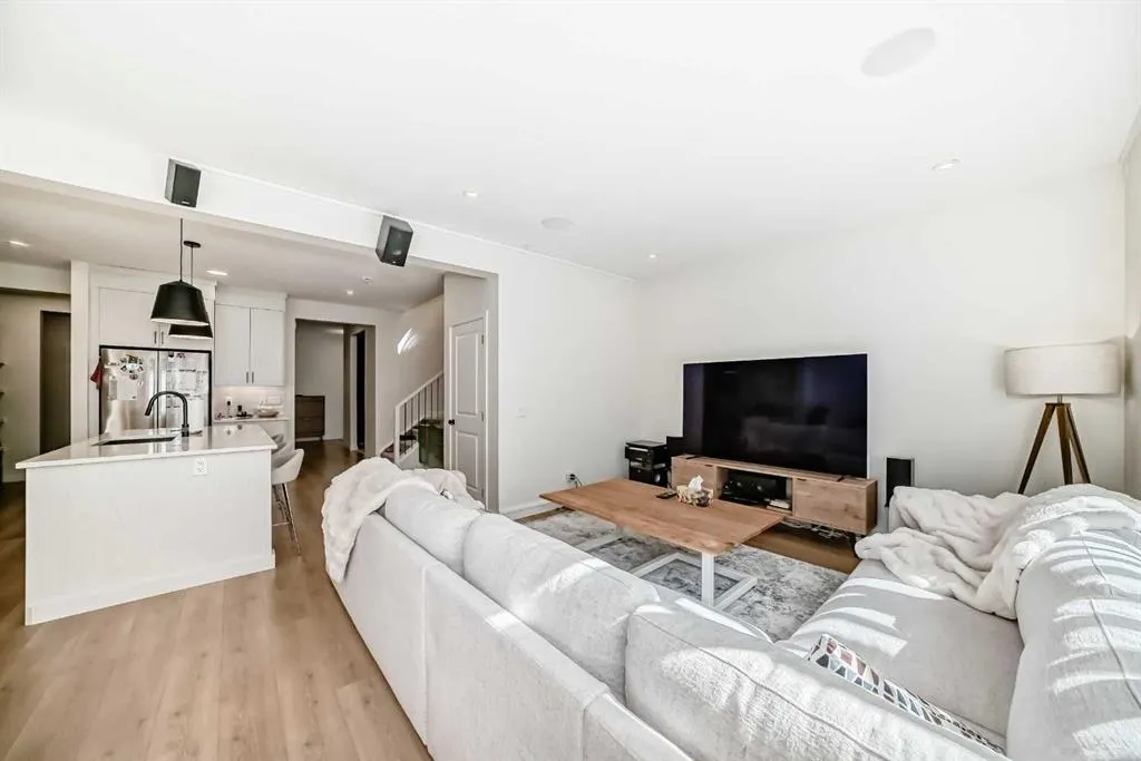 248 Lavender Manor SE