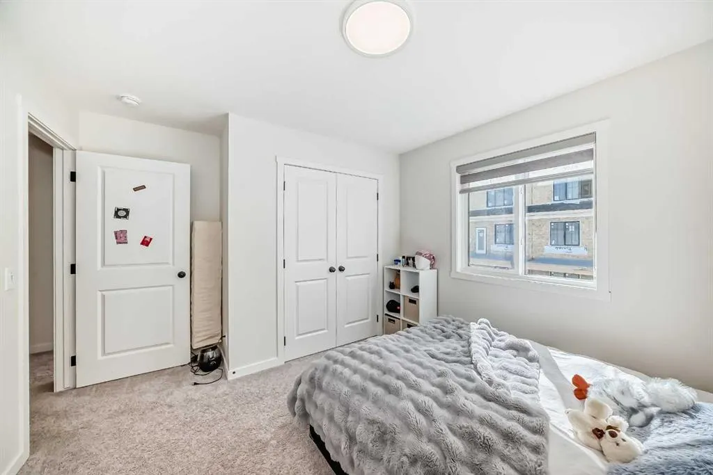 248 Lavender Manor SE