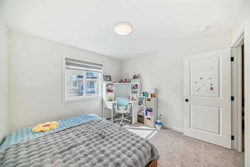 248 Lavender Manor SE