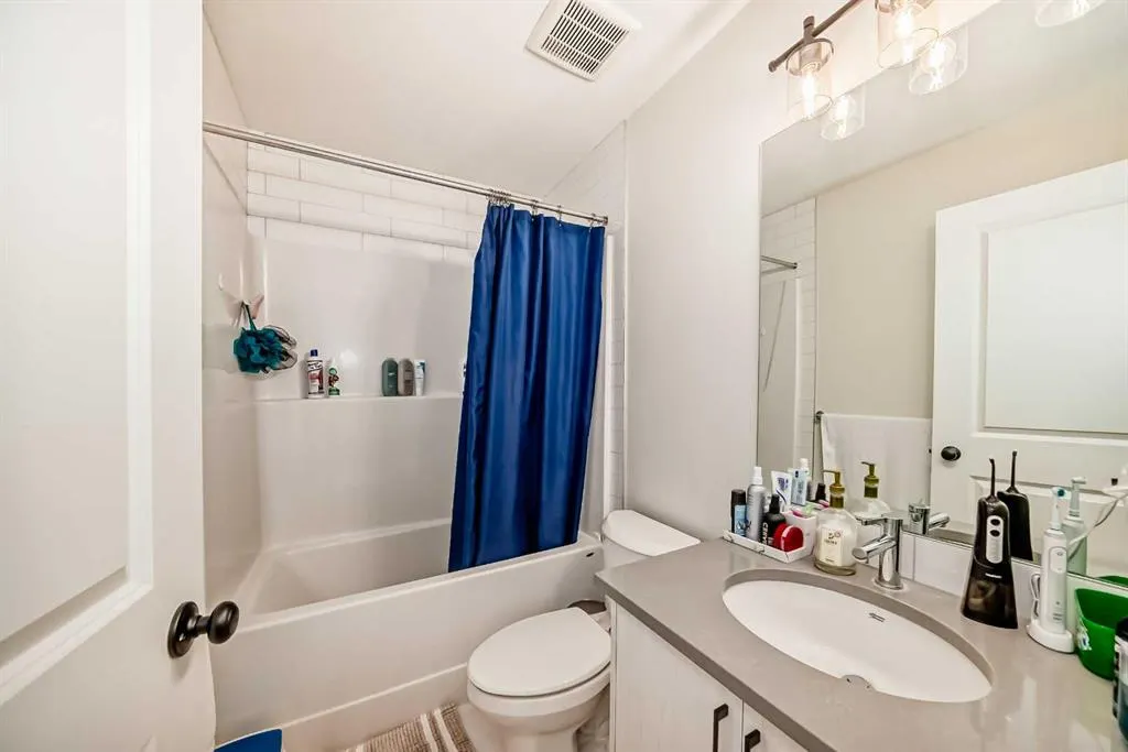 248 Lavender Manor SE
