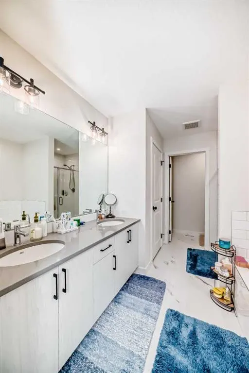 248 Lavender Manor SE
