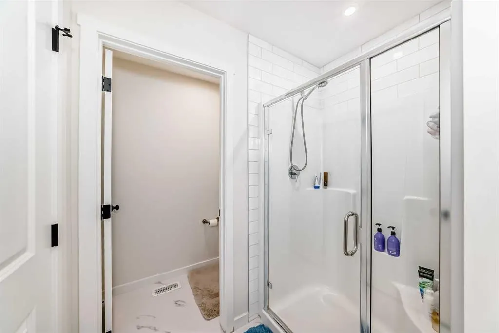 248 Lavender Manor SE