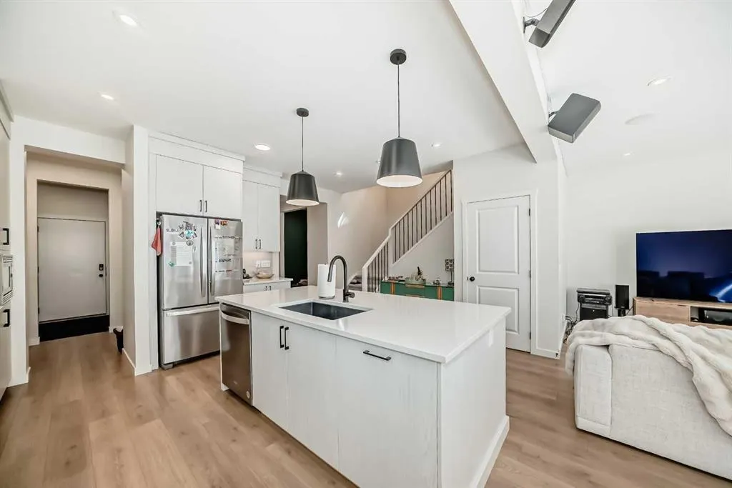 248 Lavender Manor SE
