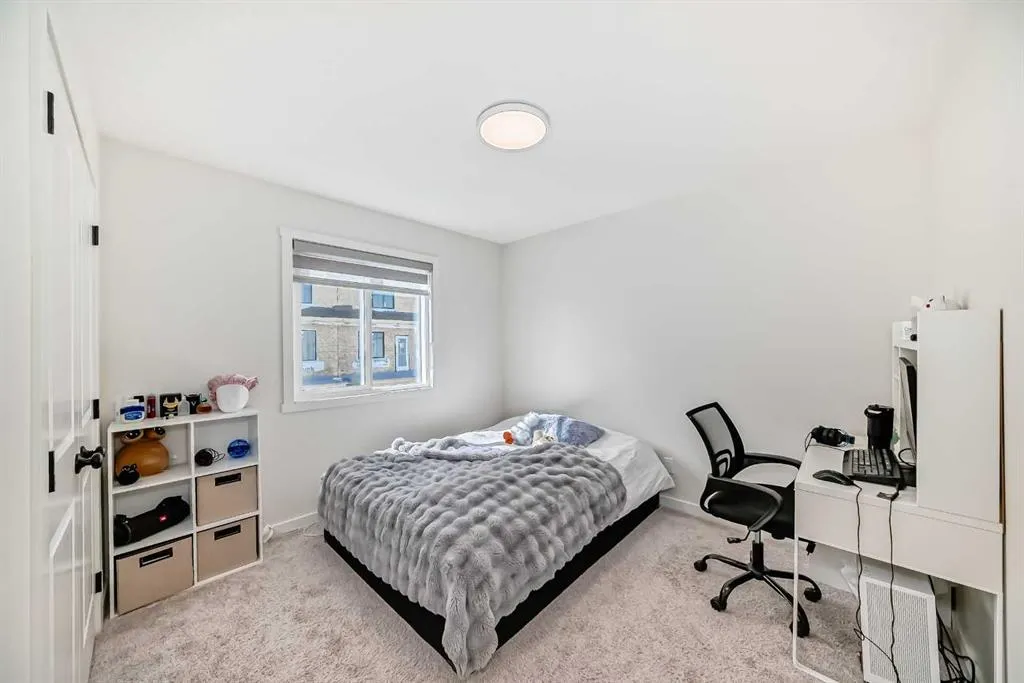 248 Lavender Manor SE