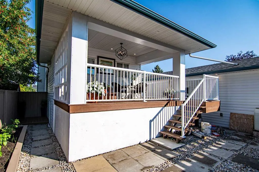 93 Ellenwood Drive