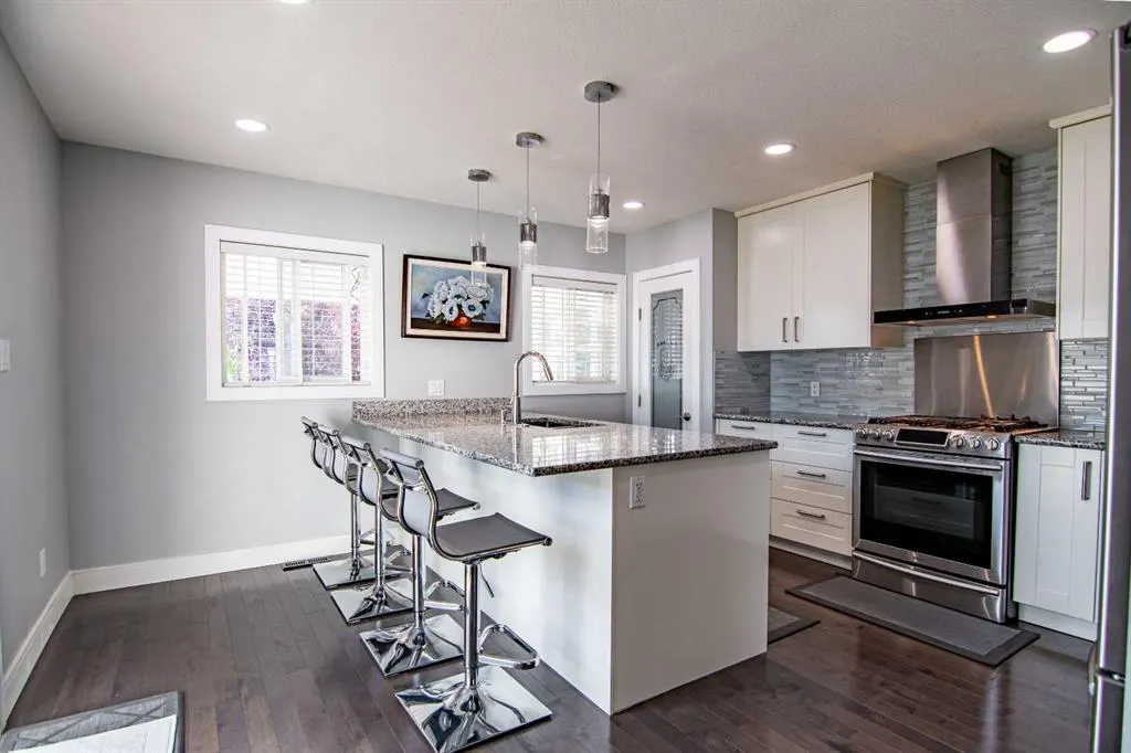 93 Ellenwood Drive