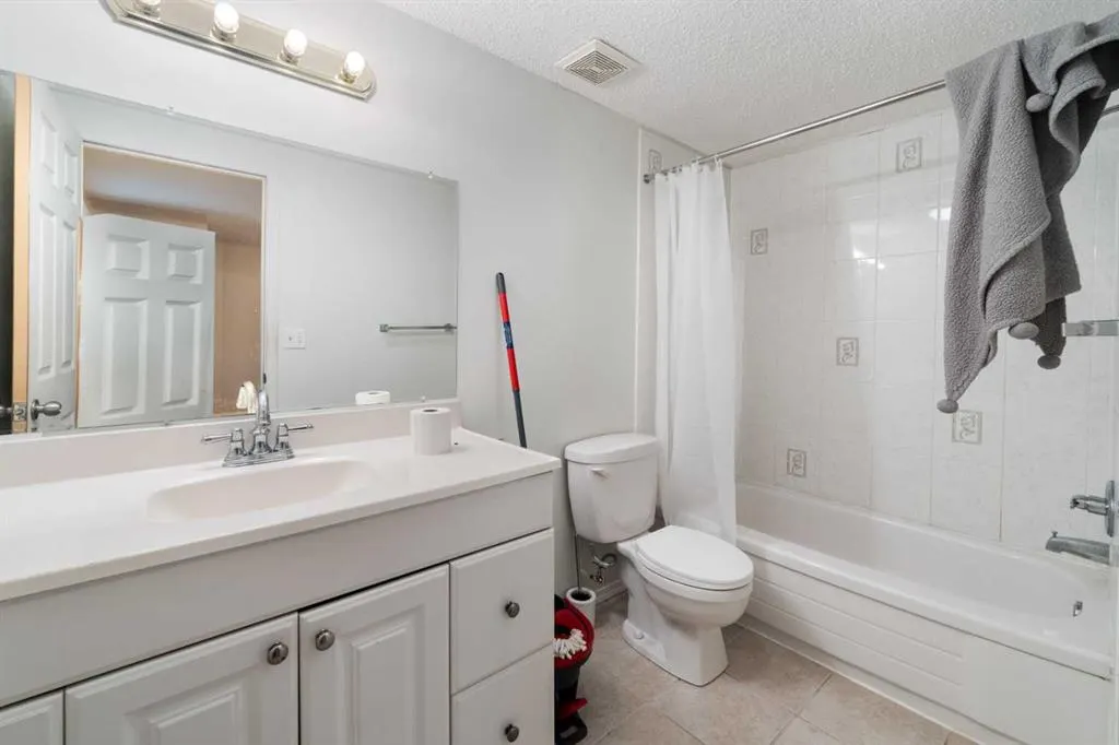 152 Royal Oak Gardens NW