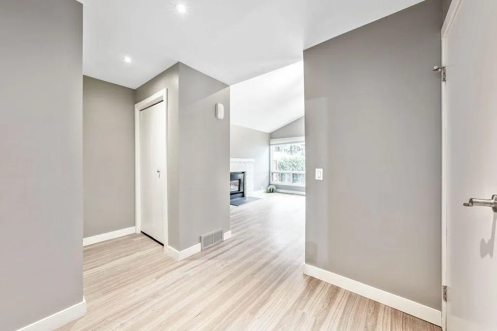 62 Cedardale Crescent SW