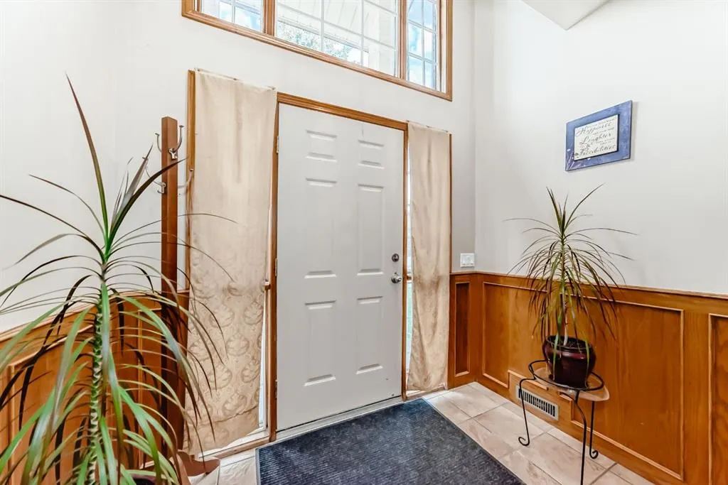 142 Edgeview Road NW