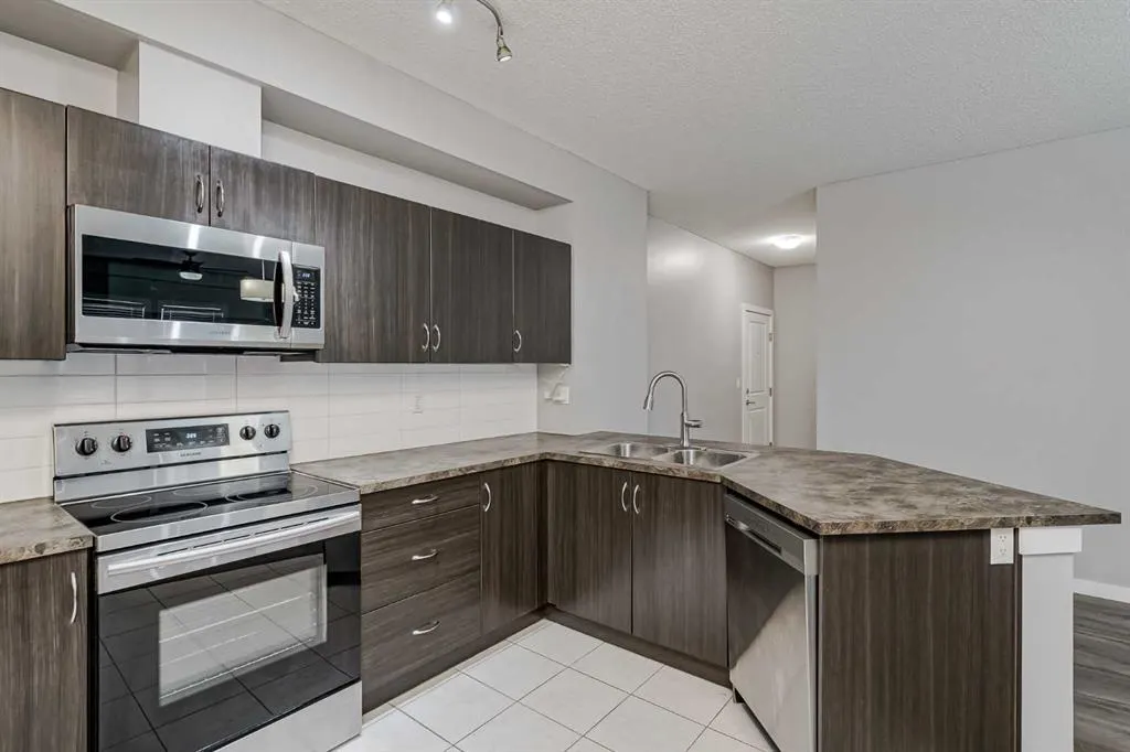 100 Cranfield Common SE, #303