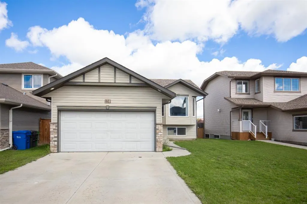 130 Larsen Crescent