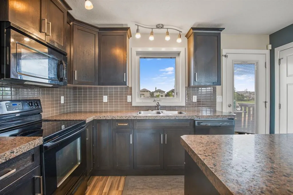 130 Larsen Crescent