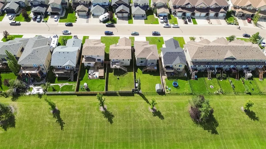 130 Larsen Crescent