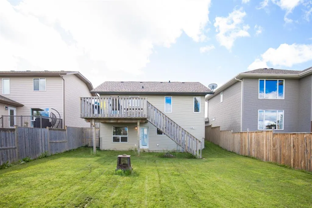 130 Larsen Crescent