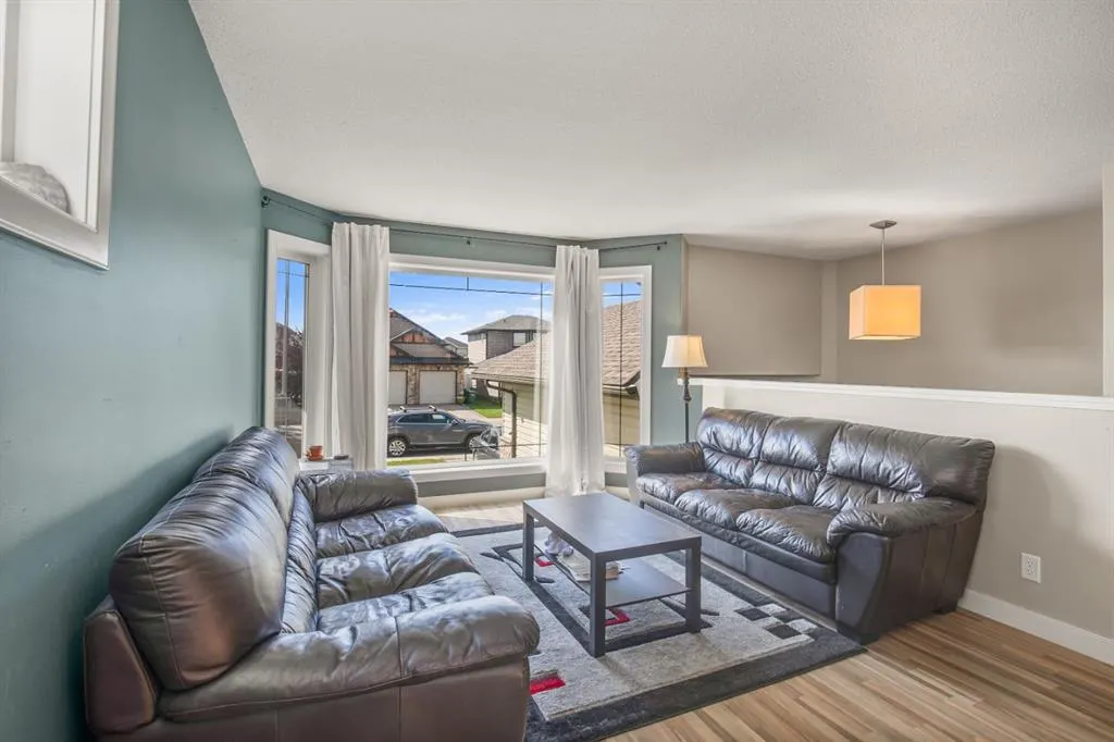 130 Larsen Crescent
