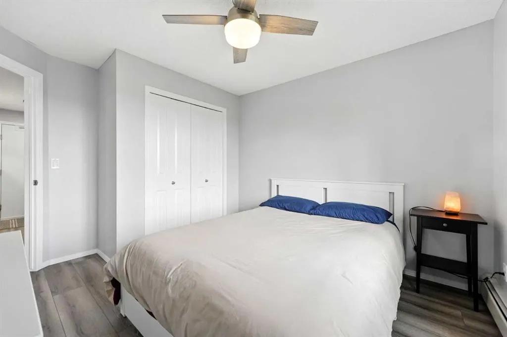 304 Mackenzie Way SW, #7204