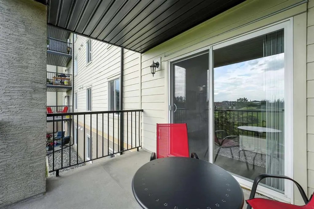 304 Mackenzie Way SW, #7204