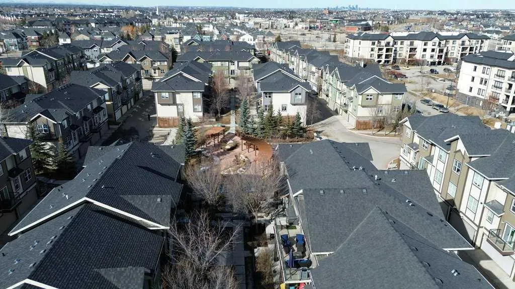 109 Mckenzie Towne Square SE