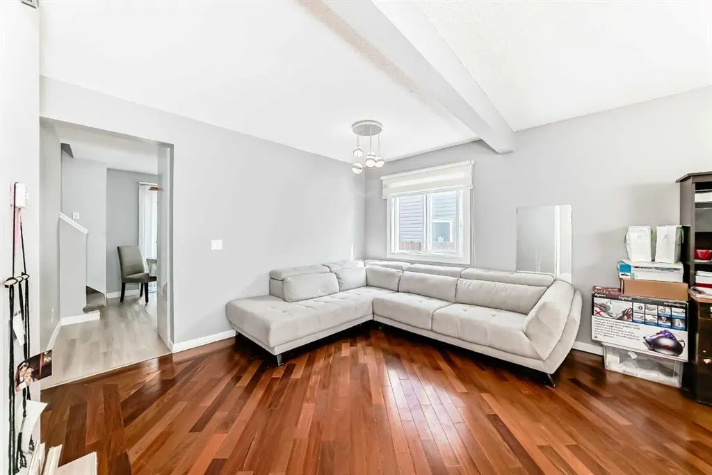 7 Martinview Crescent
