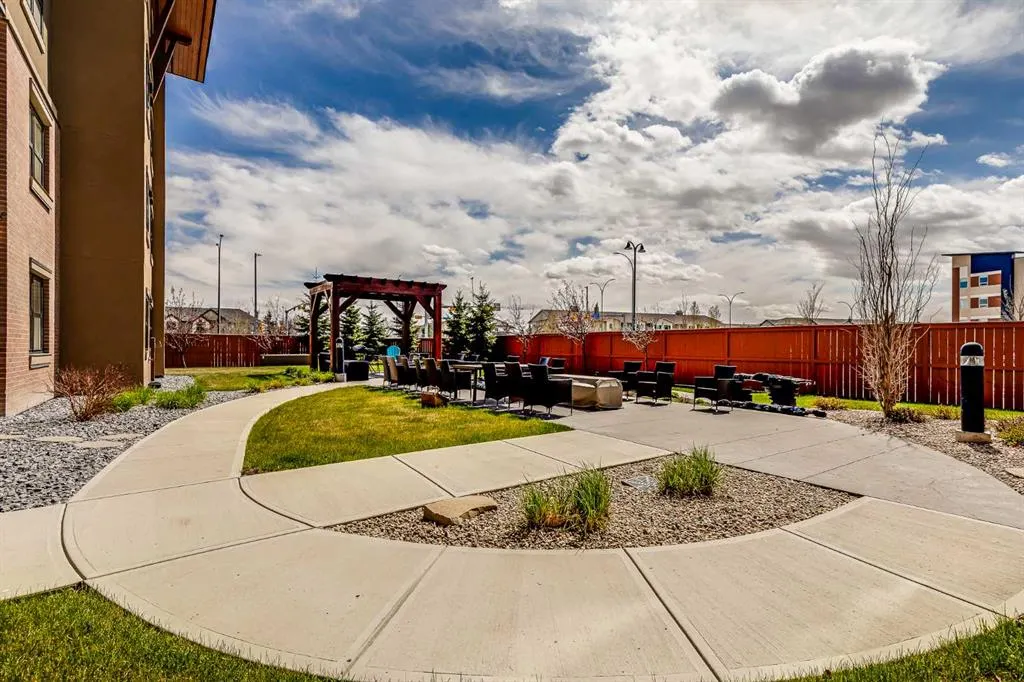 10 Market Boulevard SE, #1111