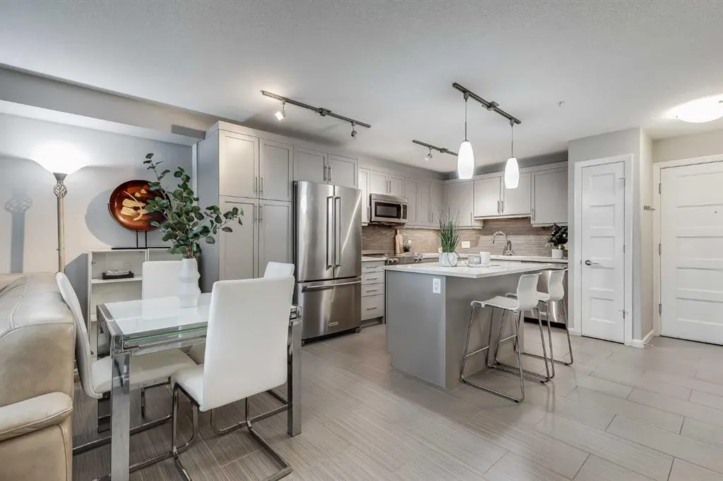 10 Market Boulevard SE, #1111