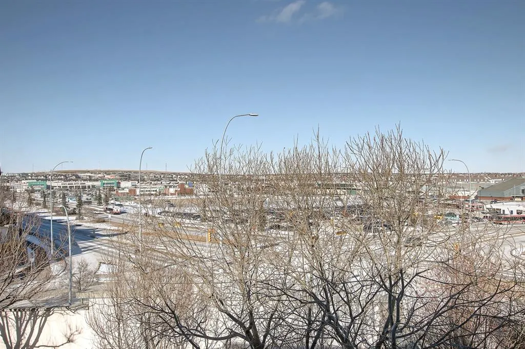 25 Panamount Crescent NW