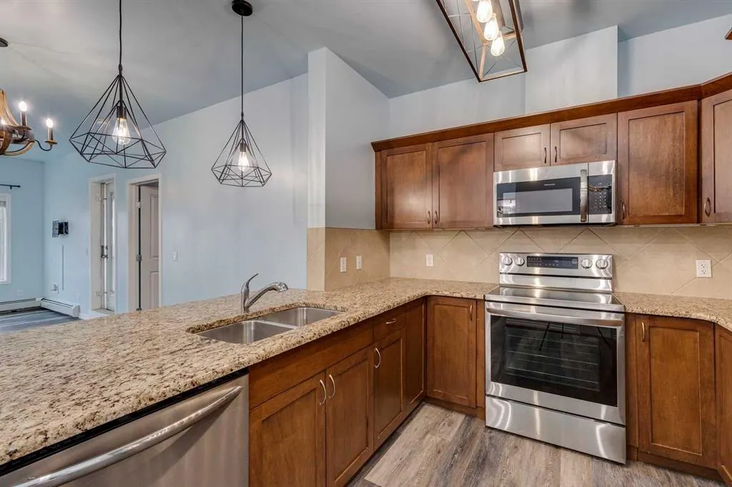 4 Kingsland Close SE, #2203