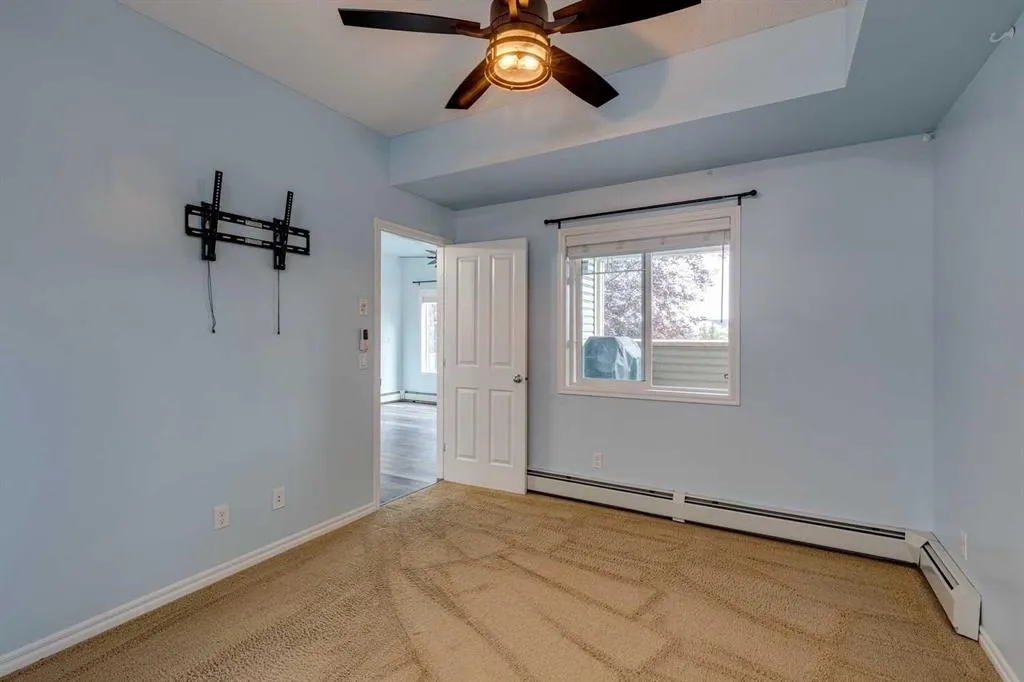 4 Kingsland Close SE, #2203