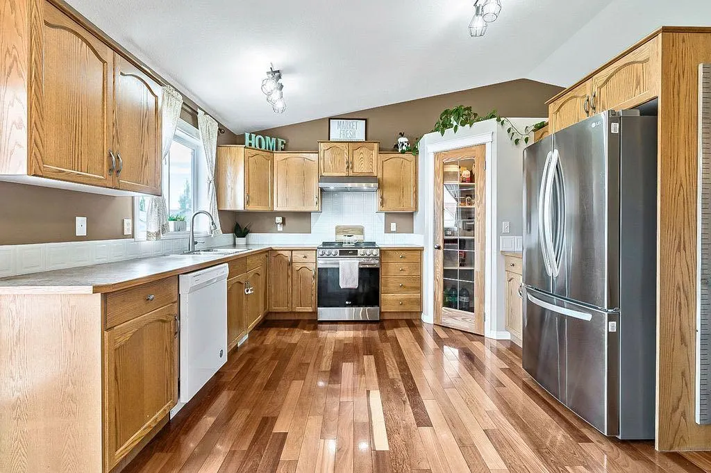 130 Willow Ridge Crescent