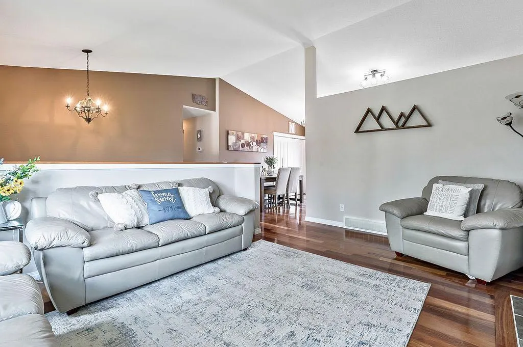 130 Willow Ridge Crescent
