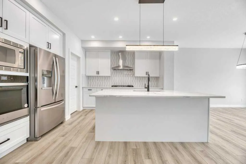 75 Amblehurst Link NW