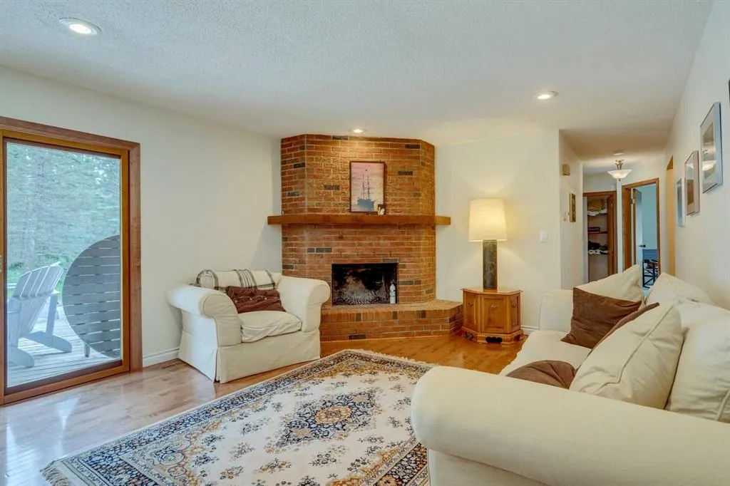 28 Wolf Drive