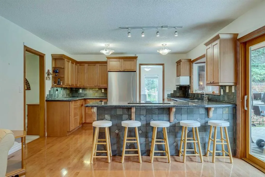 28 Wolf Drive