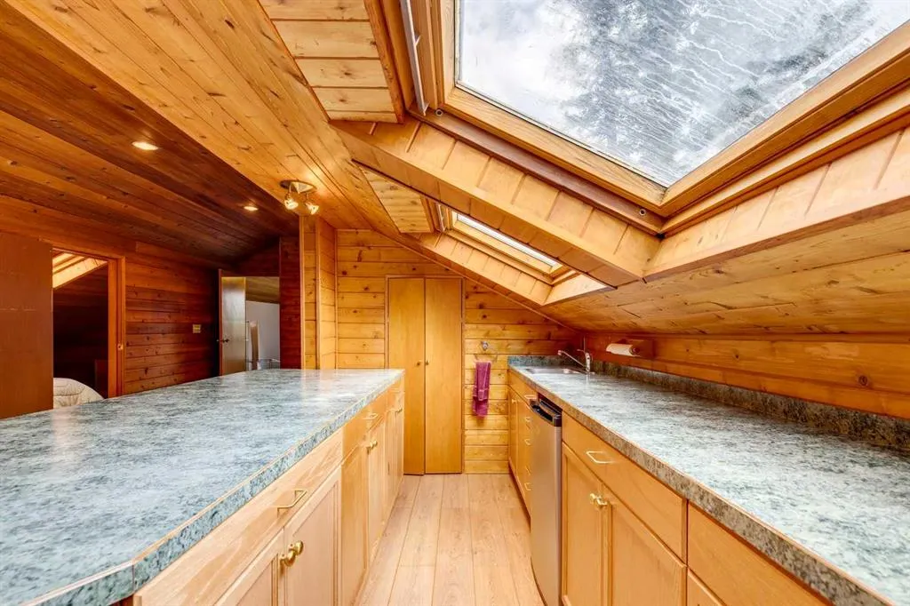 28 Wolf Drive