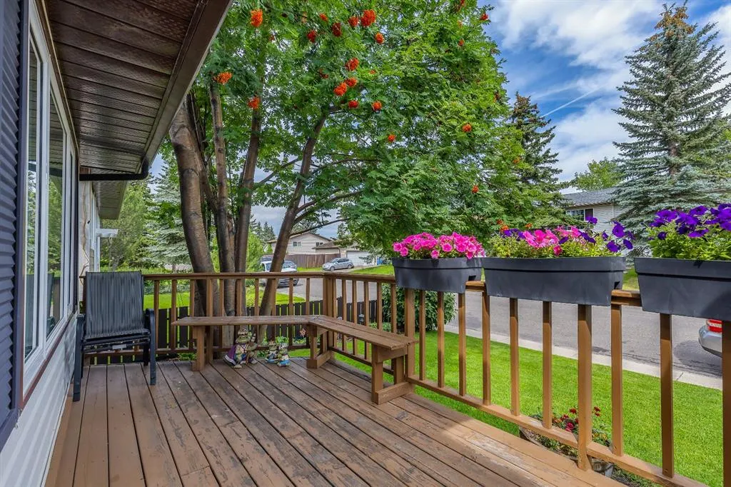 124 Fallswater Road NE