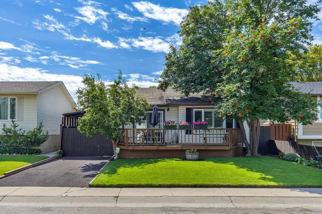 124 Fallswater Road NE