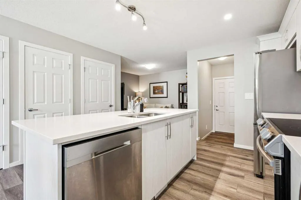125 Yorkville Avenue SW