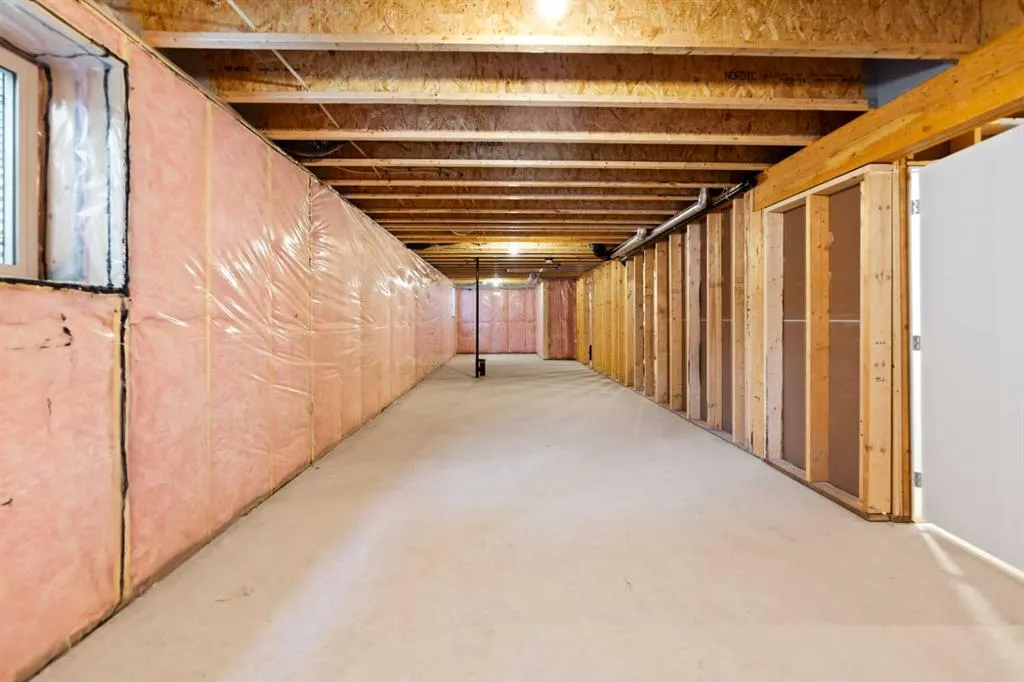 15 Coopersfield Link SW, #300