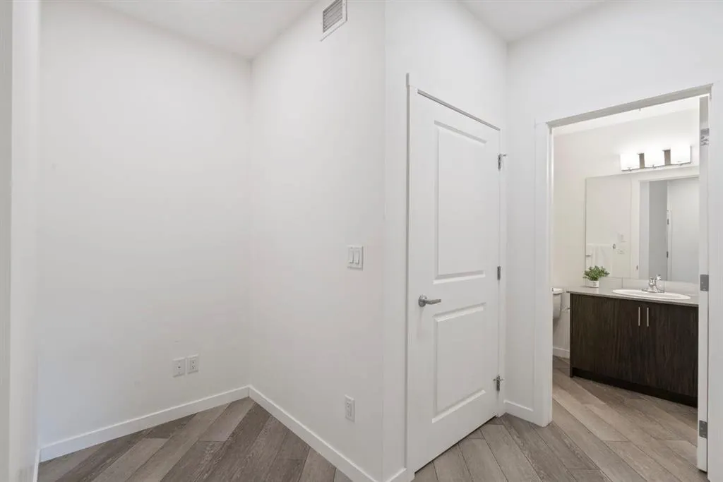 3727 Sage Hill Drive NW, #3117