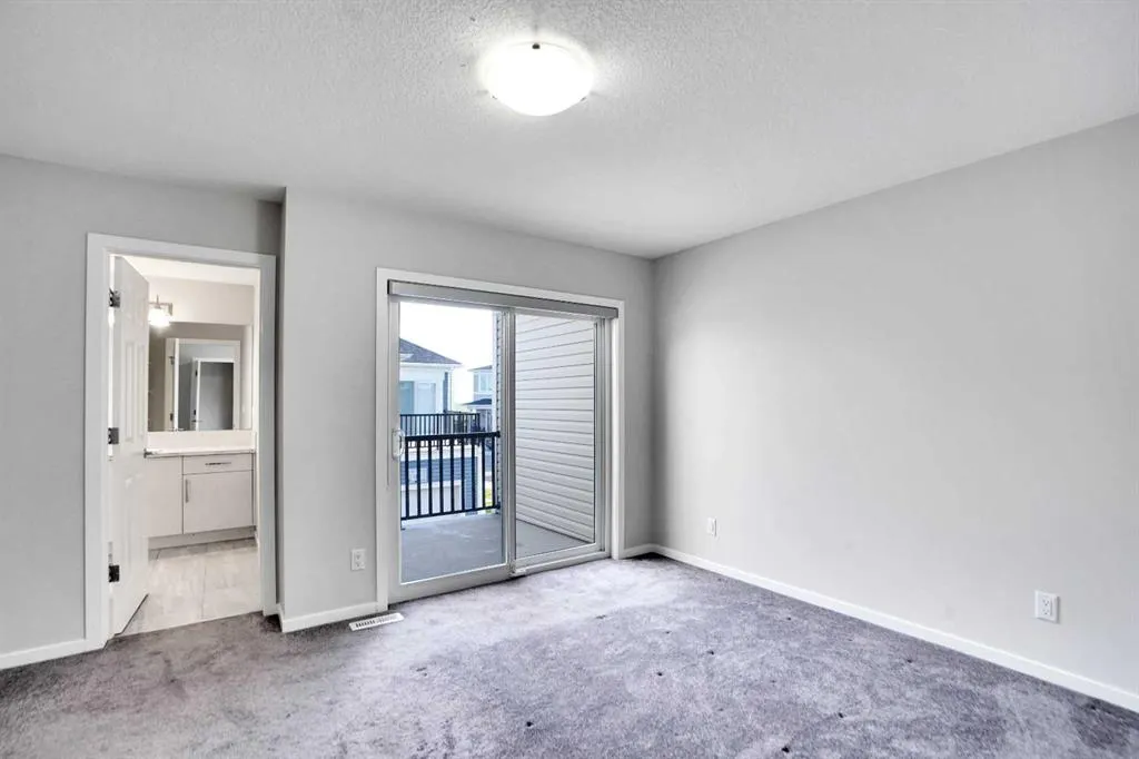 154 Cityside Grove NE