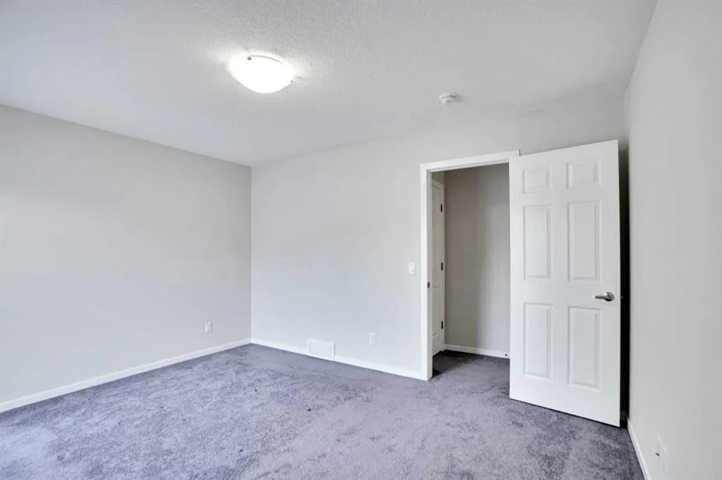 154 Cityside Grove NE