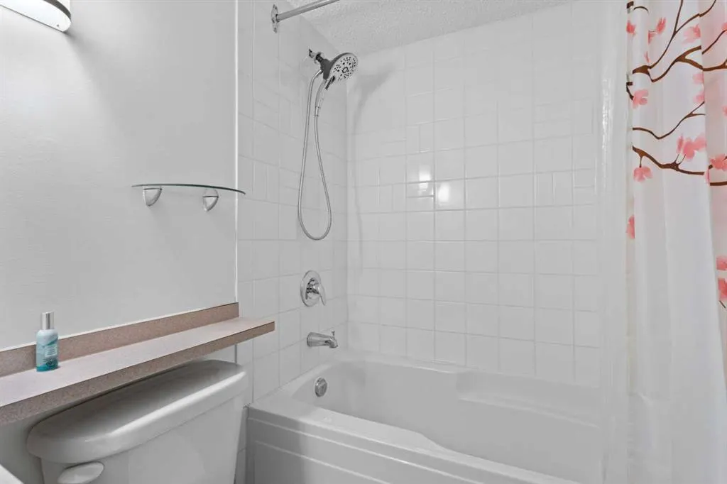 22 Richard Place SW, #143