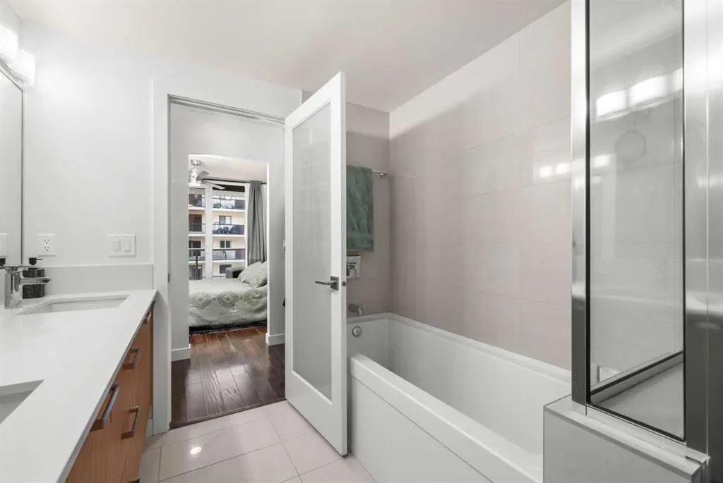 1029 15 Avenue SW, #302