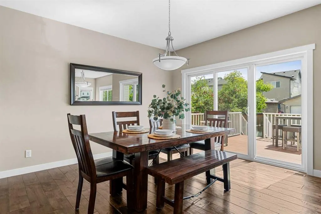 240 Copperpond Green SE