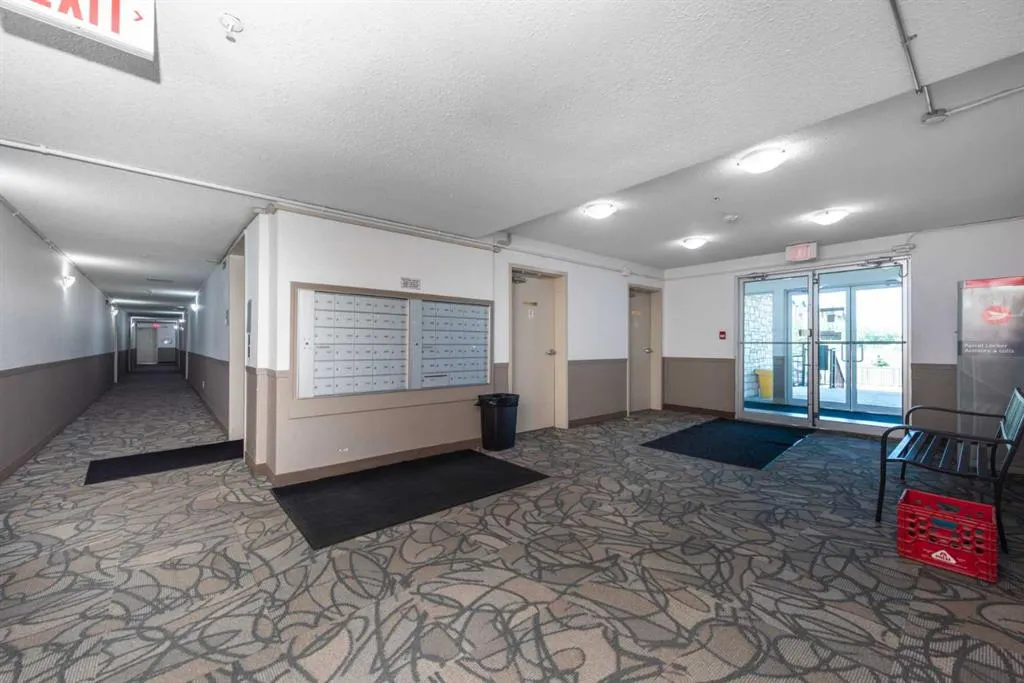 304 Mackenzie Way SW, #6204
