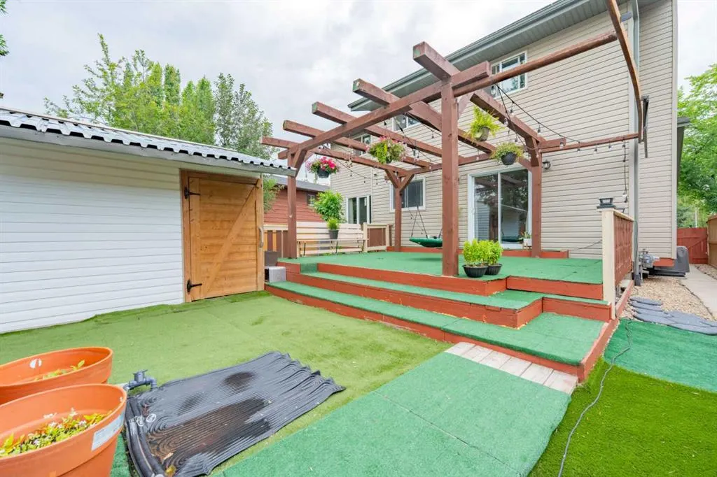 80 TAYLOR Way SE