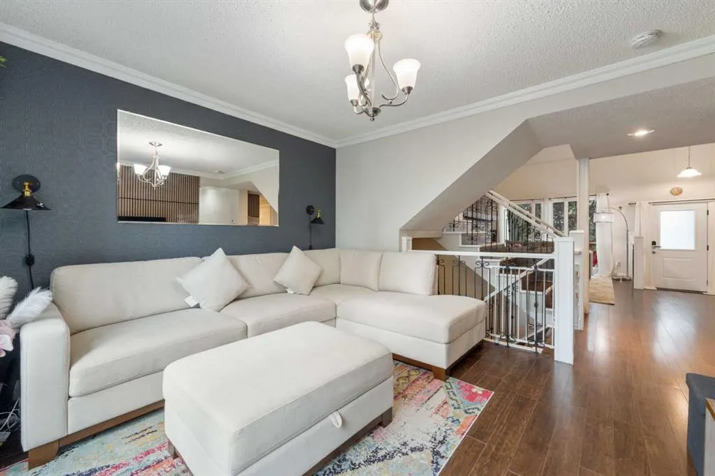 80 TAYLOR Way SE