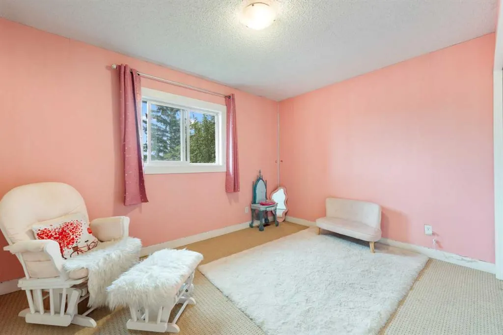 80 TAYLOR Way SE