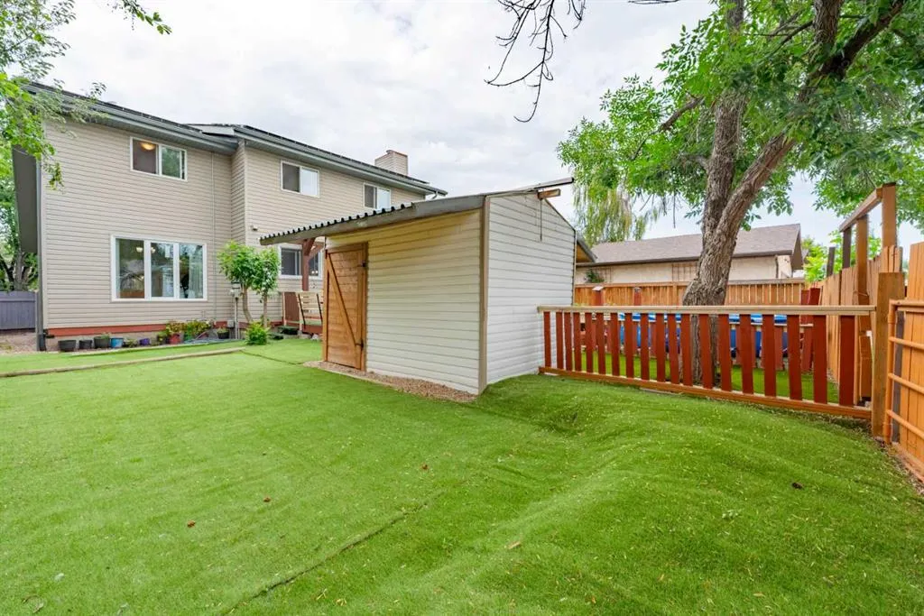 80 TAYLOR Way SE