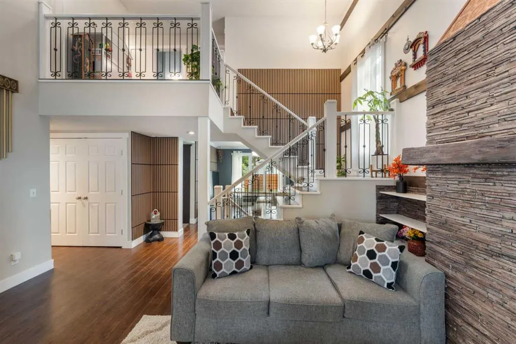 80 TAYLOR Way SE
